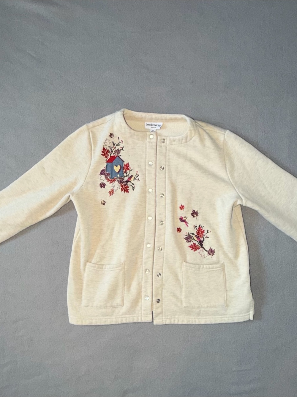VTG Embroidered Cottagecore Cardigan with Birdhouse Heart Detail Size S